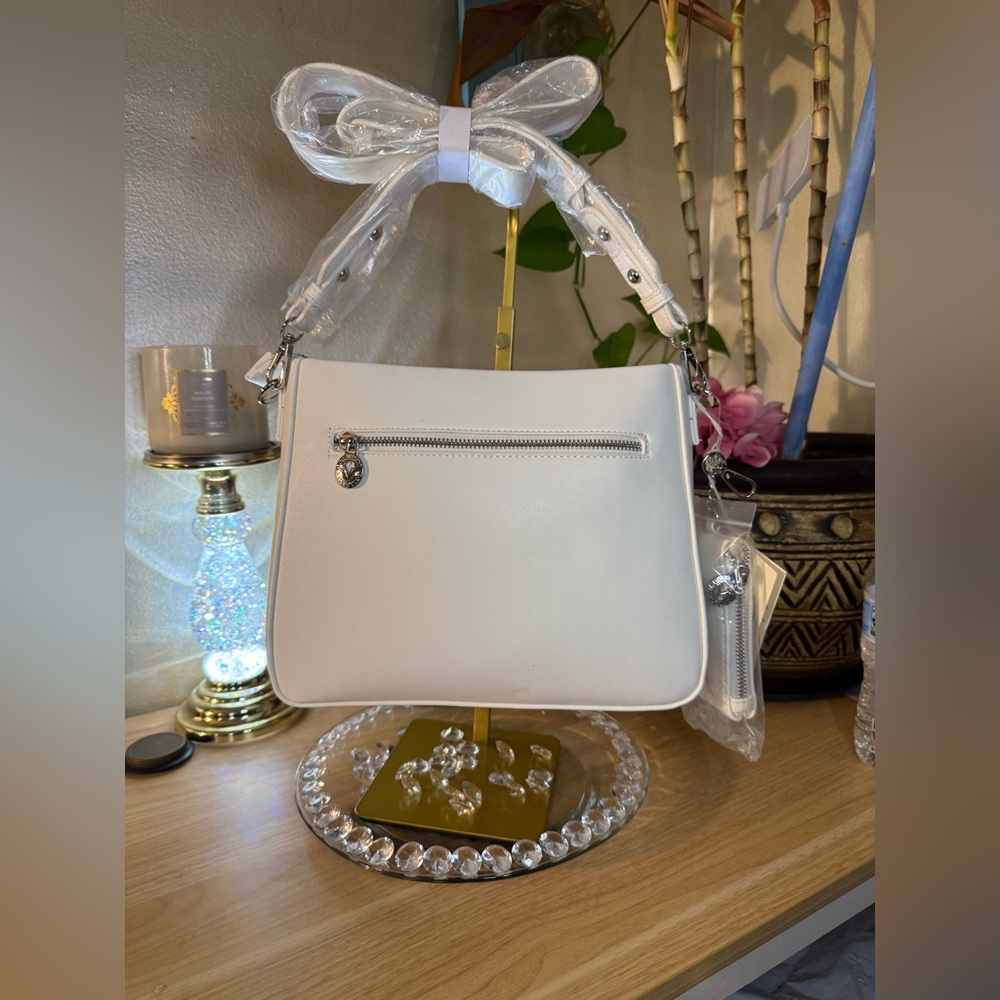 NWT Snow White Valentino Orlandi Handbag and Coin Purse Retail $289 - Picture 5 of 14